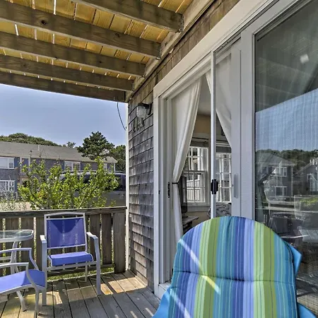 Coastal Provincetown Condo With Pool And Beach Access